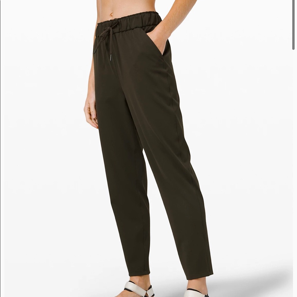 Lululemon travel pant